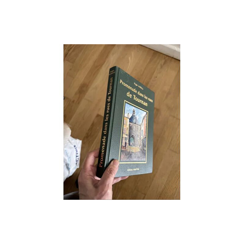 PROMENADE DANS LES RUES DE TOURNAN EN BRIE PAR ROGER MOREAU...