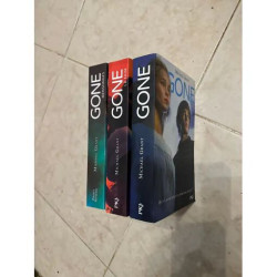 LOT DE 3 LIVRES DE MICHAEL GRANT GONE MENSONGES LA FAIM QUI N'A...