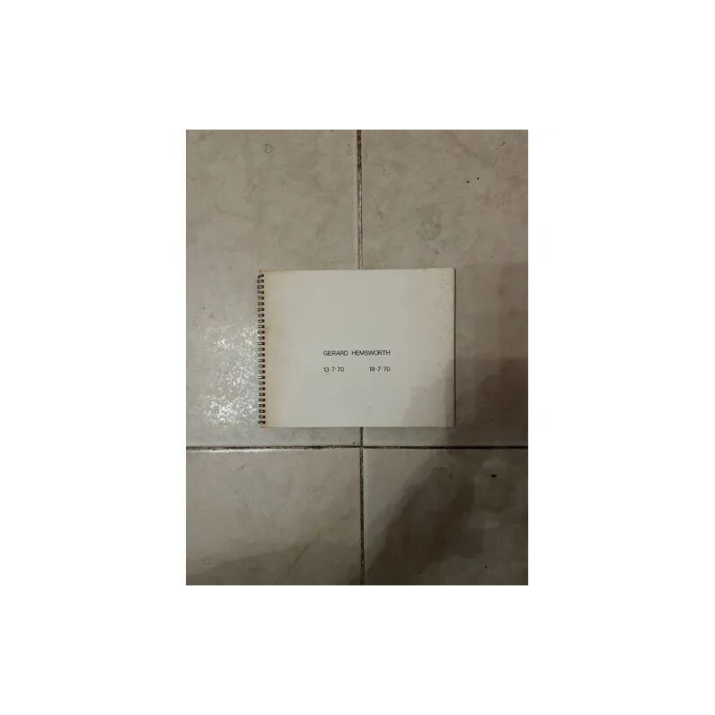 TRES RARE CATALOGUE AVEC SIGNATURE DE L'ARTISTE GERARD HEMSWORTH...