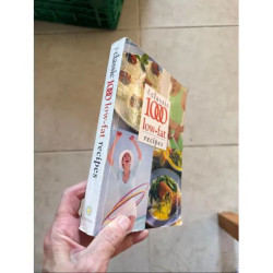 the classic 1000 low fat recipes par carolyn humphries