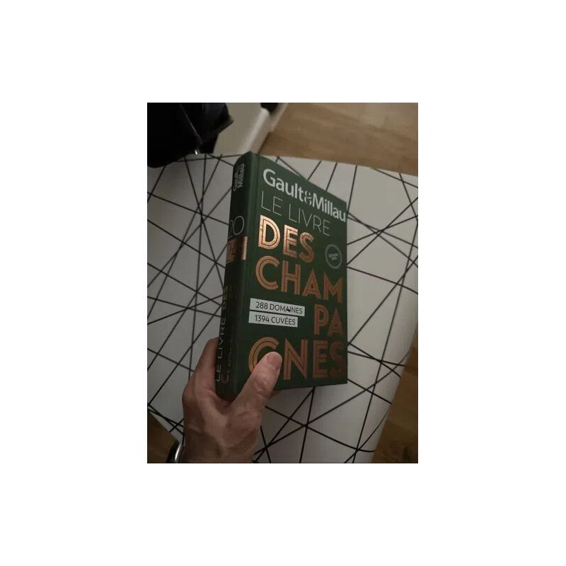 LE LIVRE DES CHAMPAGNES EDITION 2024 GAULT MILLAU 288 DOMAINES...